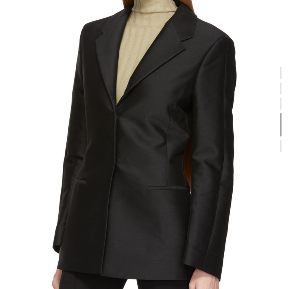 - Toteme Cavo black blazer brand new with tag